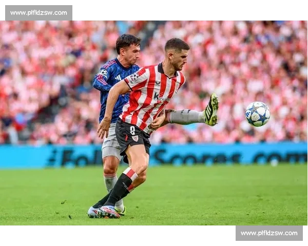 欧冠焦点战巴萨迎战巴黎圣日耳曼豪门对决悬念拉满晋级之路生死夜